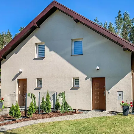 Holiday home Nice Home In Choczewo With Kitchenette