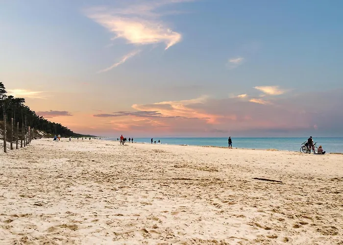 Holiday Home Choczewo With Fireplace 04 Semesterbostad *